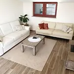 Vinka Appartement *