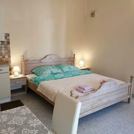 Apartment Vinka *